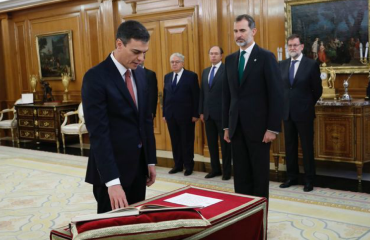 El Socialista Pedro Sánchez Es Ya El Nuevo Presidente Del Gobierno ...